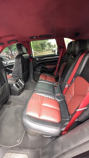 Porsche Cayenne 2015 Black