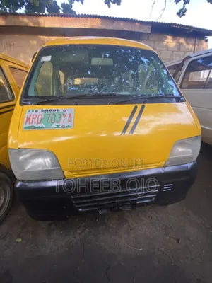 Volkswagen Transporter 1998 Yellow
