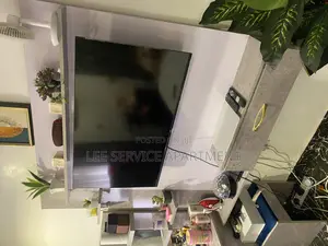Lee Funiture Home
