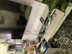 Lee Funiture Home