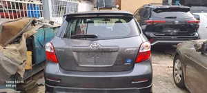 Toyota Matrix S Hatchback FWD (2.4L 4cyl 5A) 2010 Gray