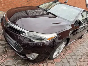 Toyota Avalon Limited Sedan FWD (3.5L 6cyl 6A) 2013 Brown