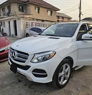 Mercedes-Benz GLE-Class 2018 White