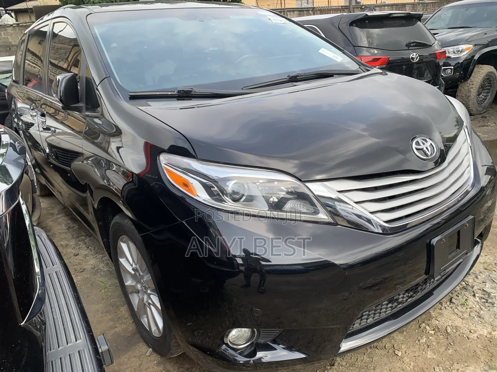 Toyota Sienna 2015 Black
