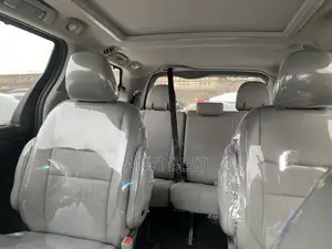 Toyota Sienna 2015 Black
