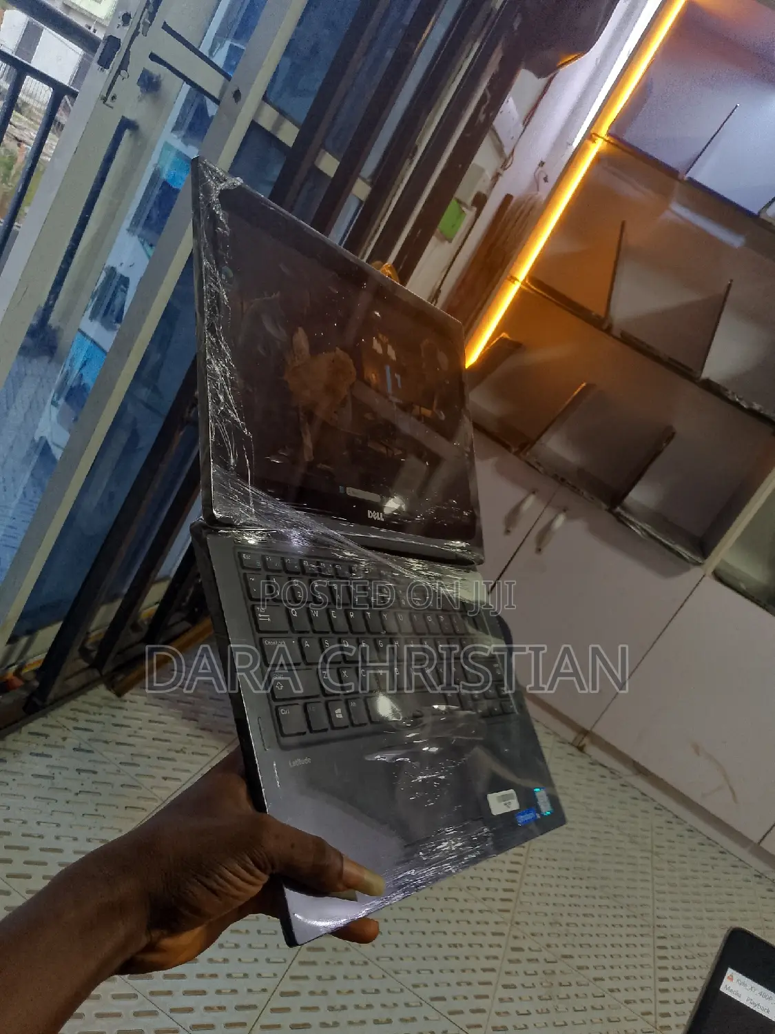 New Laptop Dell 8GB Intel Core i5 SSD 256GB