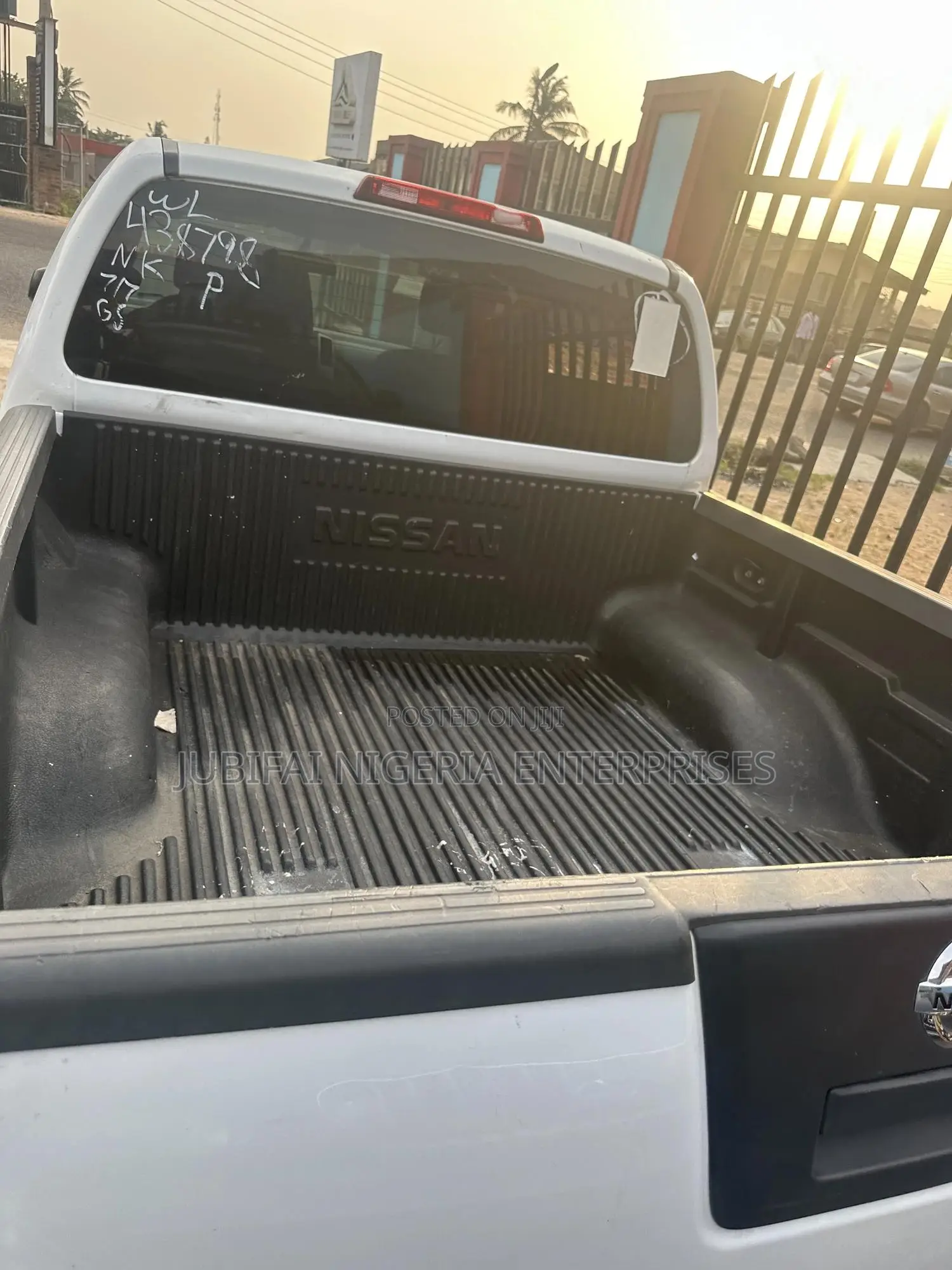 Nissan Frontier 2012 White