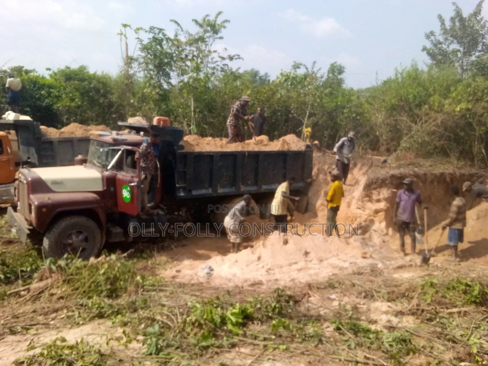 Sharp Sand /Gutter Sand at Reasonable Price