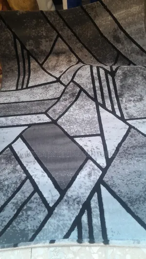 Sharp Centre Rugs