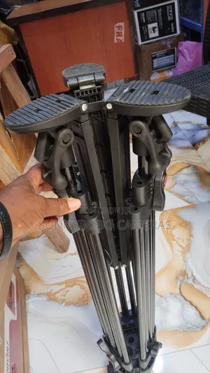 Tripod Stand