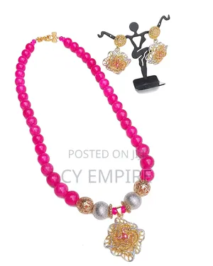 Pink Beaded Jewelry Set