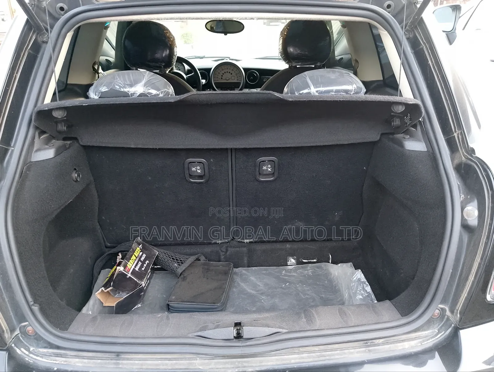 Mini Cooper Classic 2013 Black