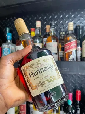 Hennessy vs Cartoon by ( 12 Bottles )