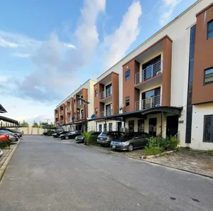 4bdrm Duplex in Apo District for sale
