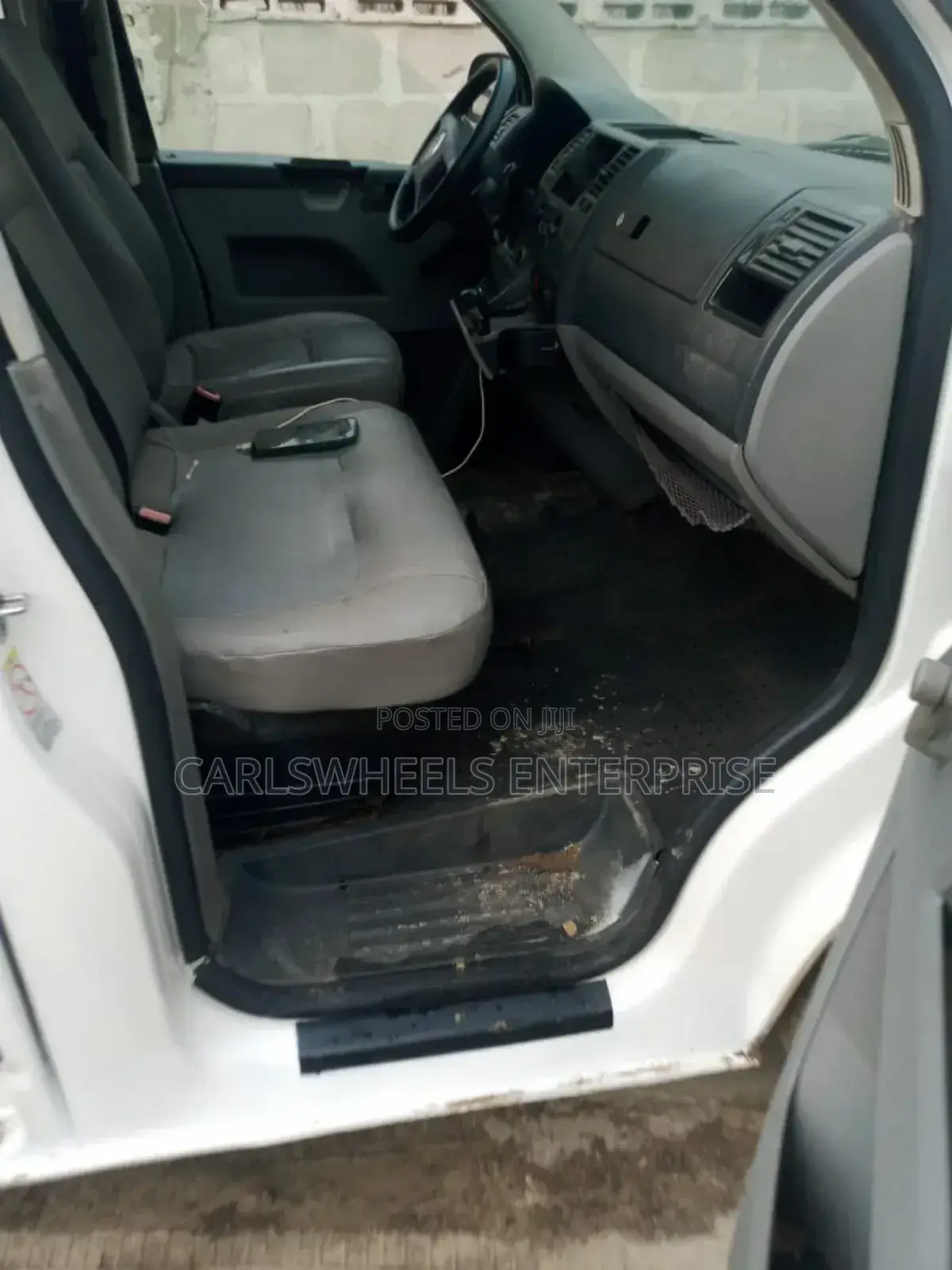 Volkswagen Transporter 2005 White