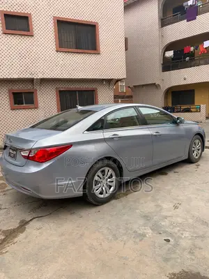 Hyundai Sonata SE Sedan FWD (2.4L 4cyl 6A) 2011 Blue