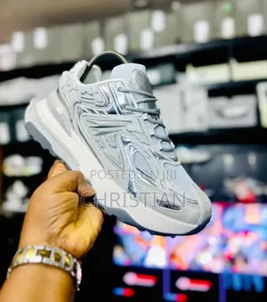Ogr Chameleon Sneakers