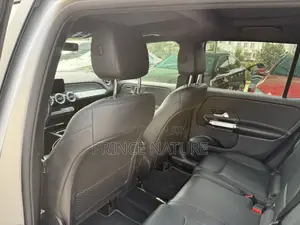 Mercedes-Benz GLB-Class GLB 250 4MATIC 2021 Gray