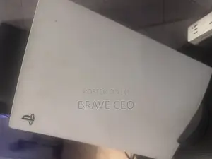 Extremely Clean Sony Play Station 5