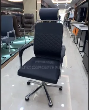 Modern Office Chair With Wheels