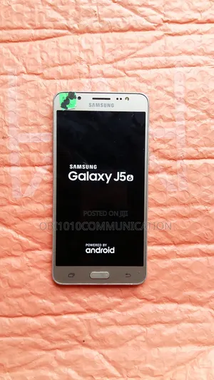Samsung Galaxy J5 16 GB