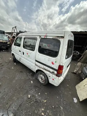Suzuki Every 2006 White