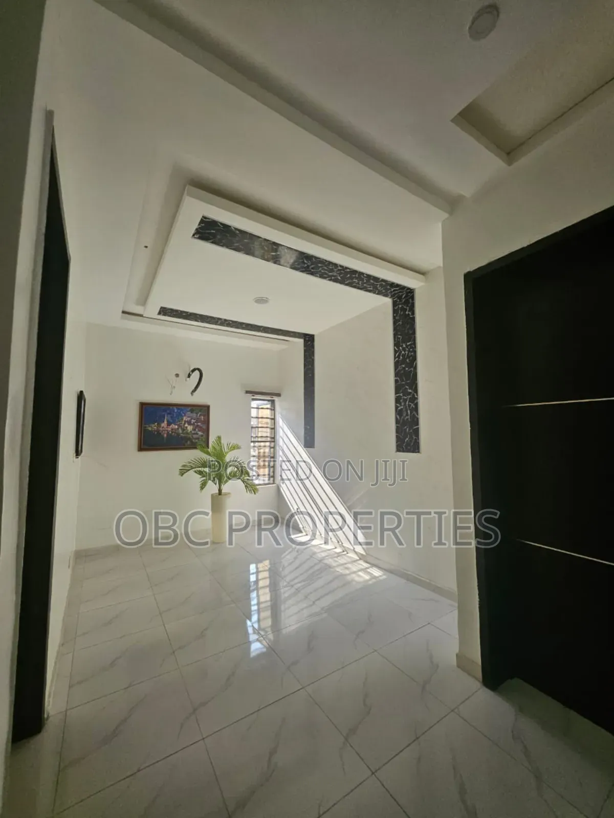 2 Bedrooms Duplex