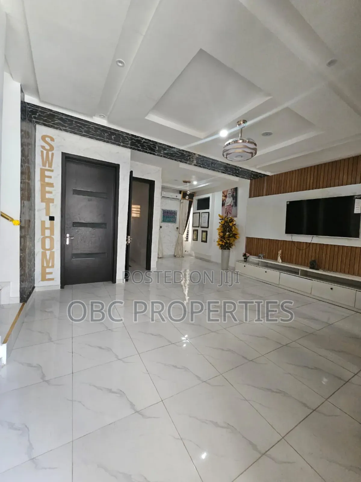 2 Bedrooms Duplex