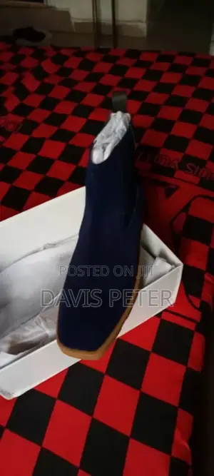 Brand New High Shoe