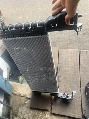 Brand New Ford Edge Radiator 4plug 2013 2014 2015