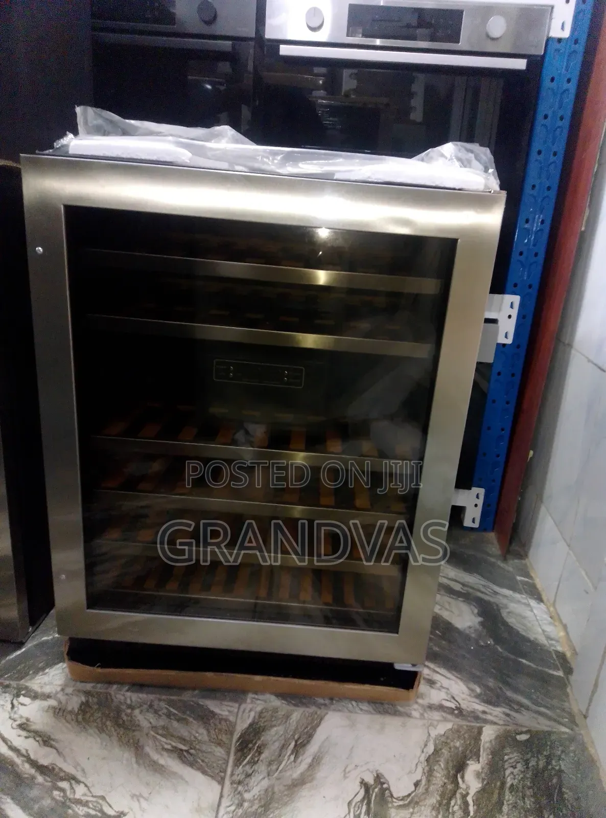 Luxury Built-in Wine Chiller