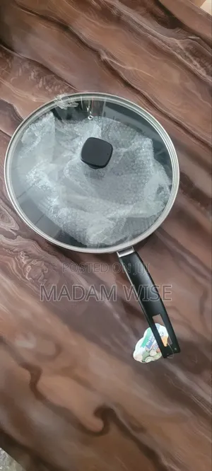 High Quality Frying Pan . (Aluminium and Non Sticky Frying Pan)