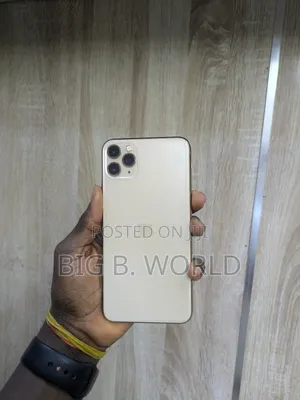 Apple iPhone 11 Pro Max 64 GB Gold