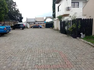 11bdrm Townhouse/Terrace in Asokoro for sale