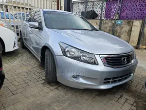 Honda Accord 2009 Silver