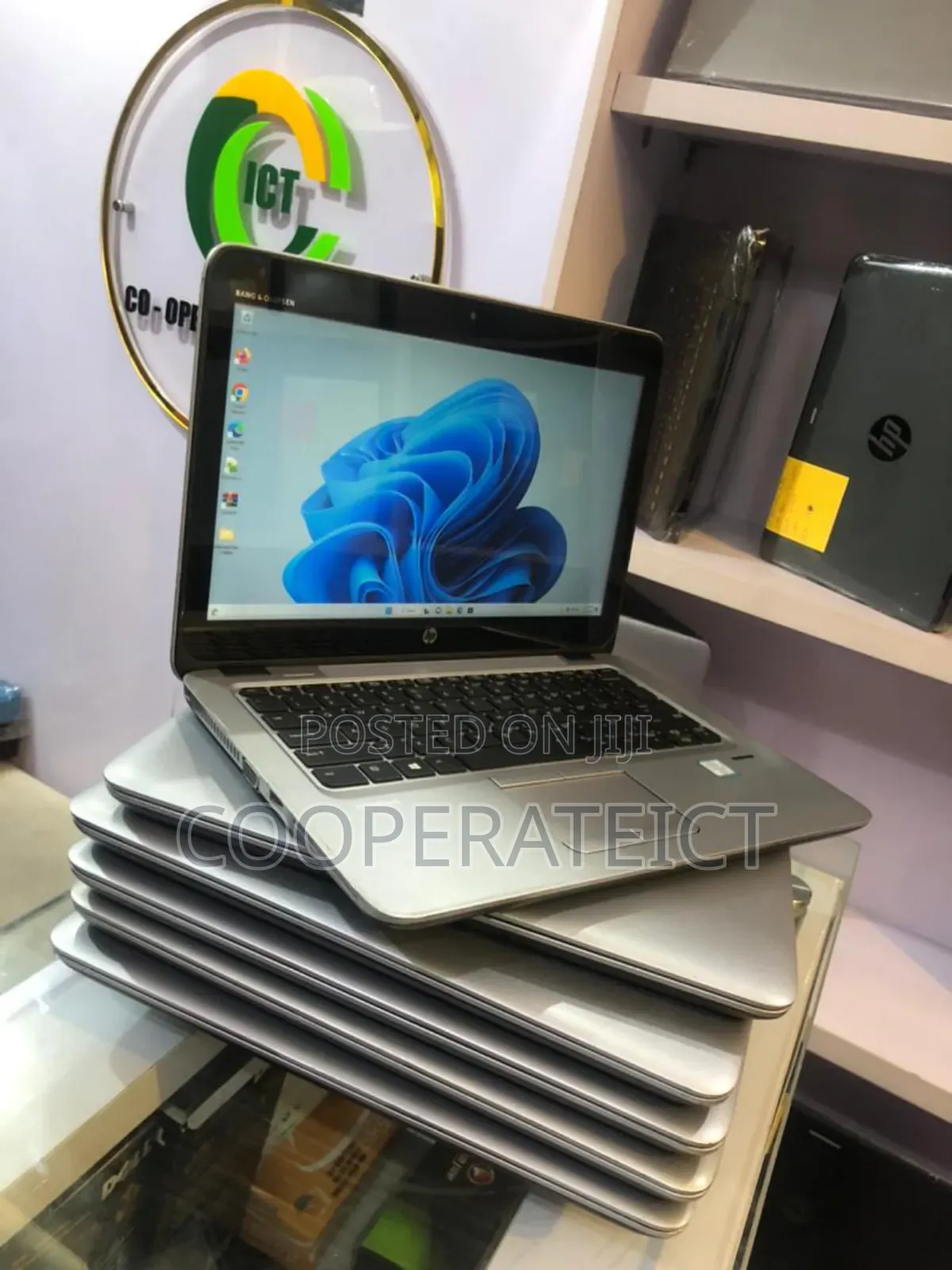 Laptop HP EliteBook 820 G3 8GB Intel Core I5 SSD 256GB