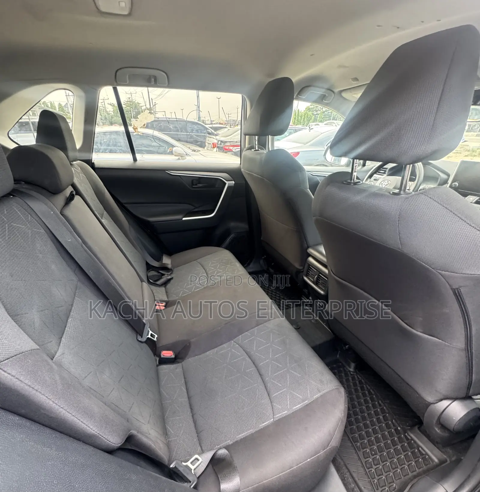 Toyota RAV4 2024 Gray