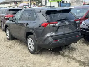 Toyota RAV4 2024 Gray