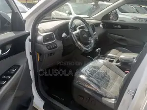 Kia Sorento 4dr SUV 2016 White