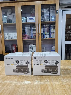 Brand New 
Holly Land 
Lark M2 
Wireless Lavalier Microphone