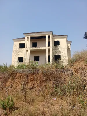 4bdrm Duplex in Naf Valley Estate, Asokoro for sale