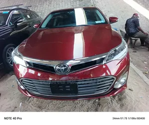 Toyota Avalon Limited Sedan FWD (3.5L 6cyl 6A) 2013 Red