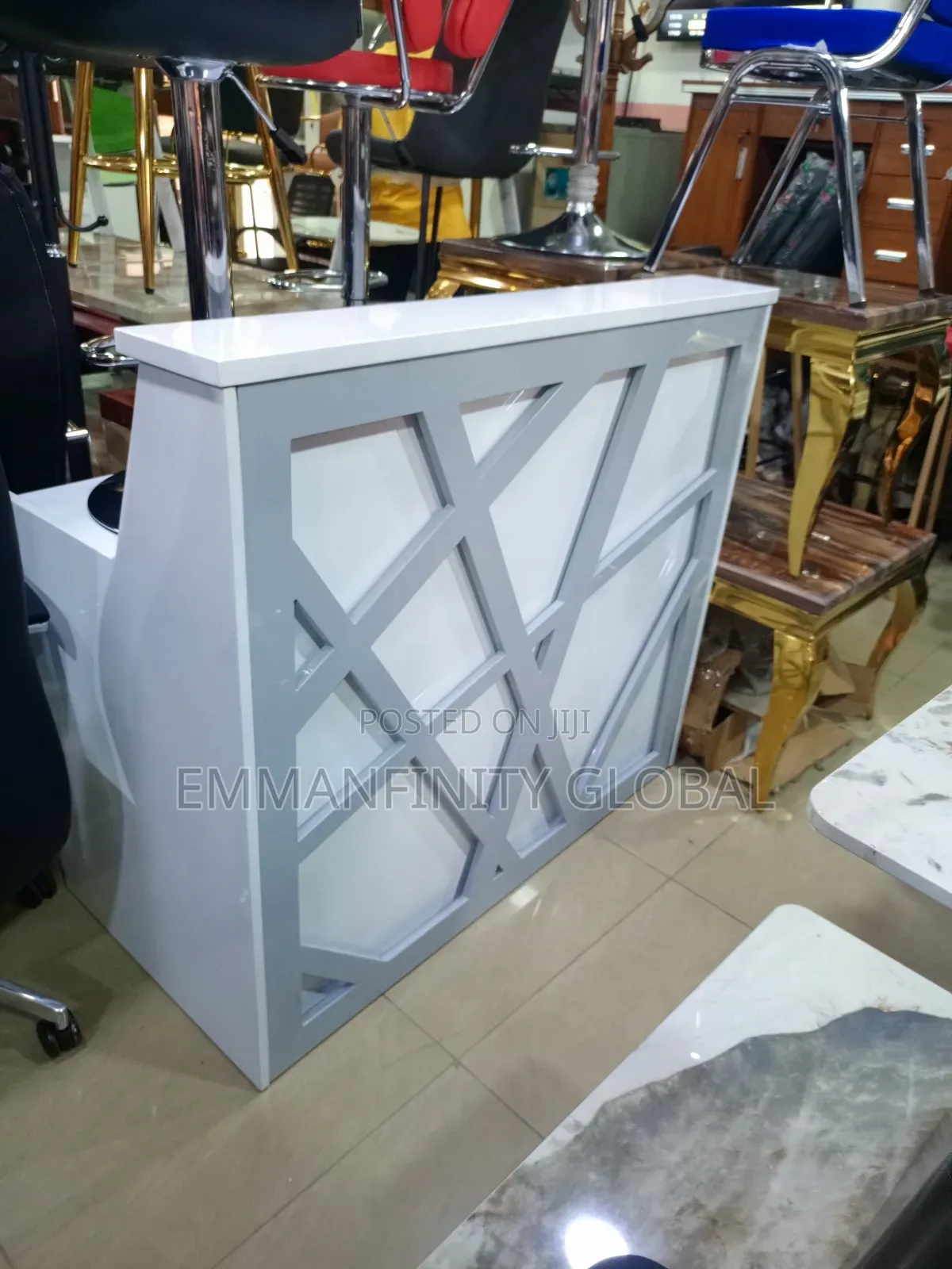 White Receptionist Table With Led Light