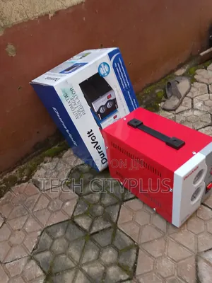 New Duravolt Dv-2000 Voltage Stabilizer for Electronics