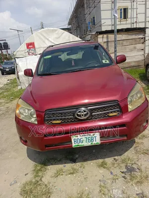 Toyota RAV4 1.8 2007 Red