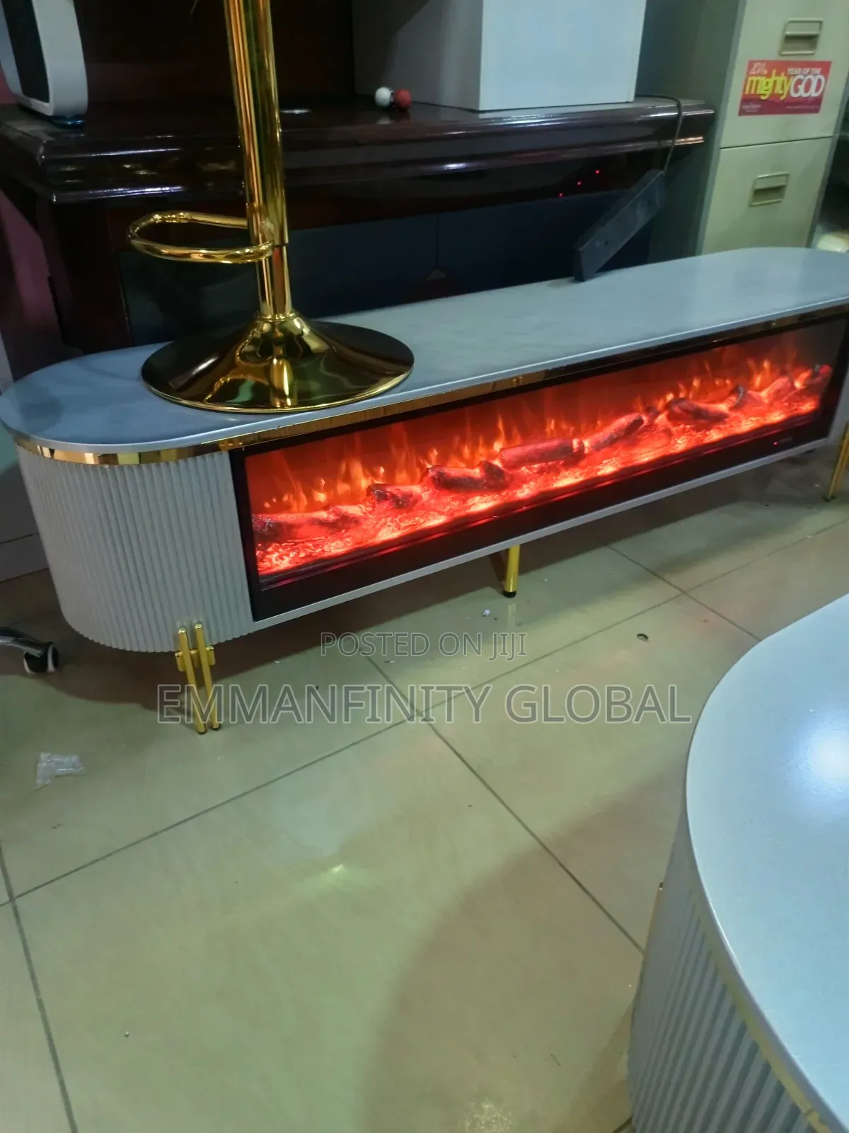 Tv Stand With Fire Plate, Remote Control.