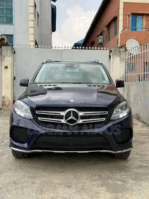 Mercedes-Benz GLE-Class GLE 350d 4MATIC 2016 Blue