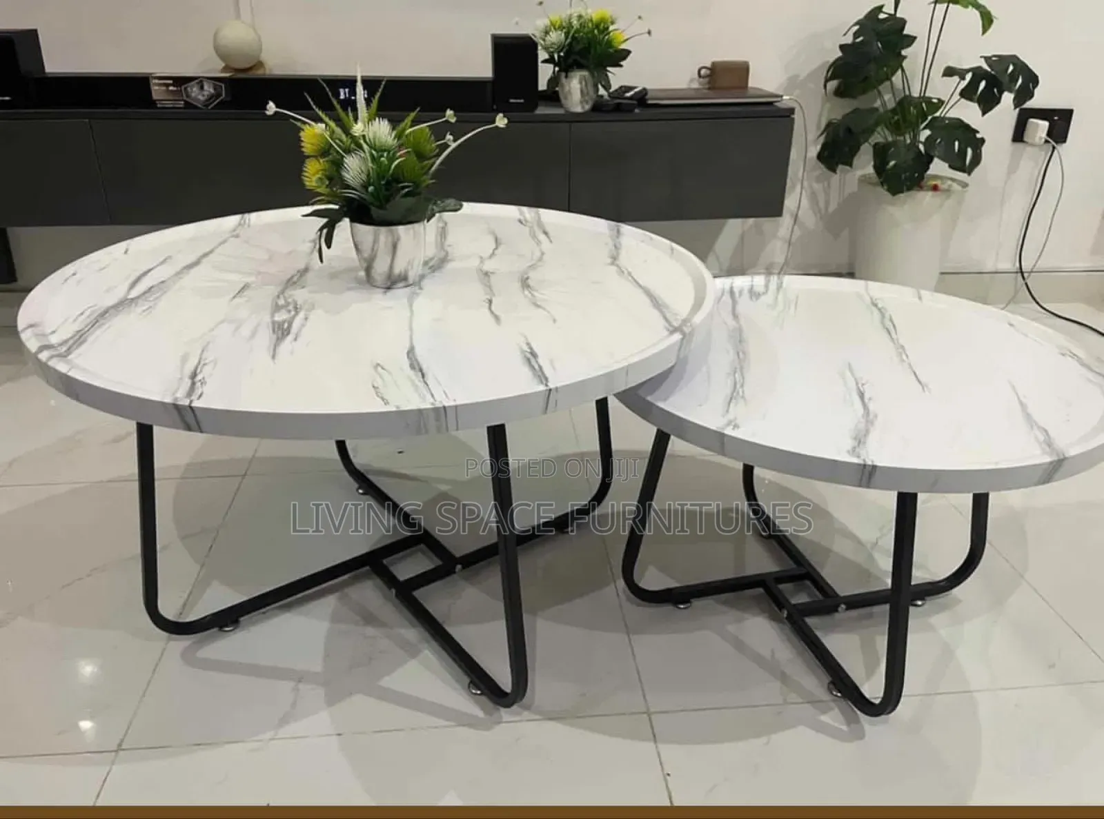 Good Quality Wooden Coffee Table Set