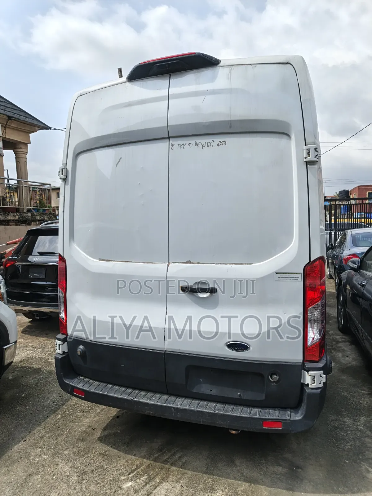 Ford Transit 2021 White