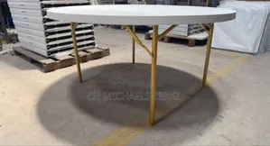 Banquet Round Table Gold Leg